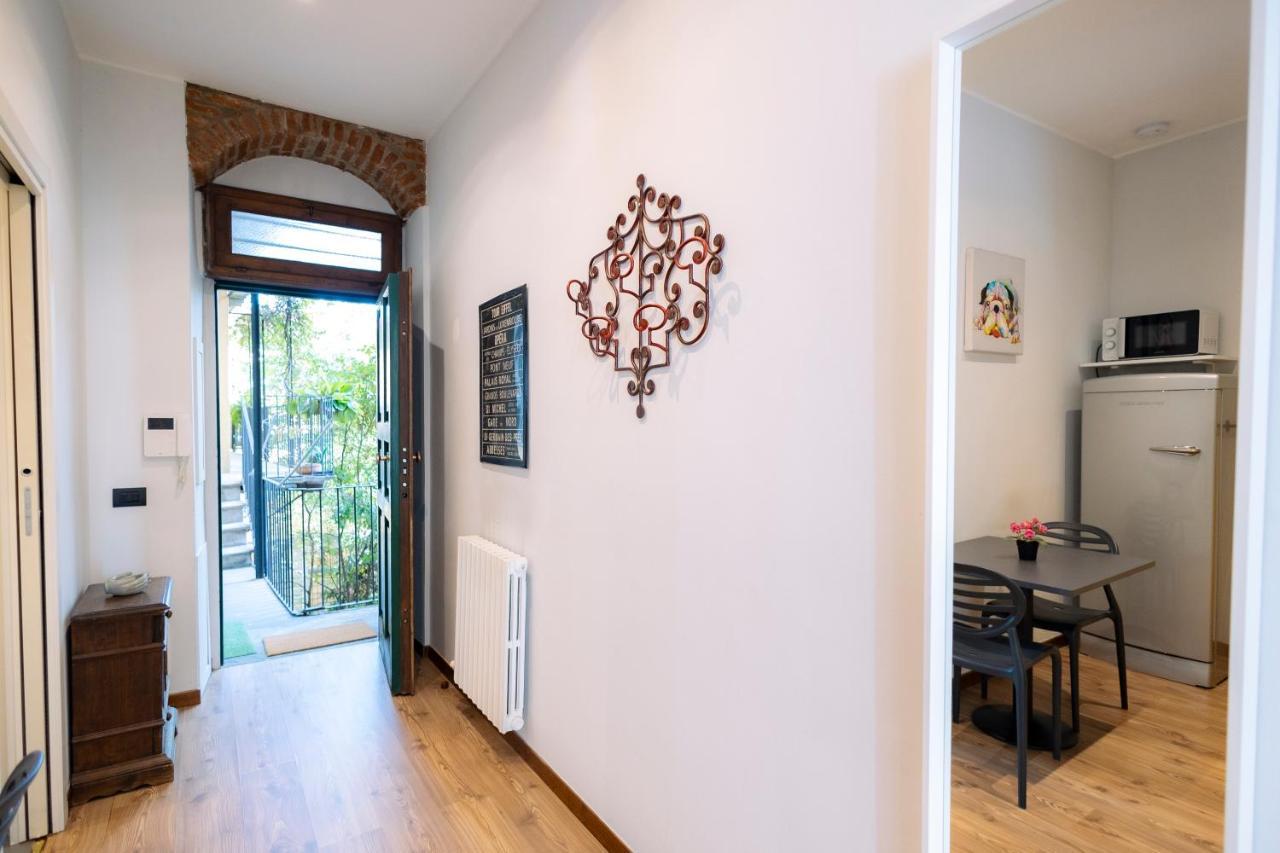 The Red Bricks Home - San Babila Area 米兰 外观 照片